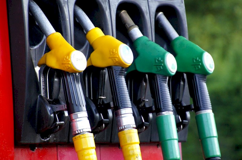 В России снизились цены на бензин и дизель