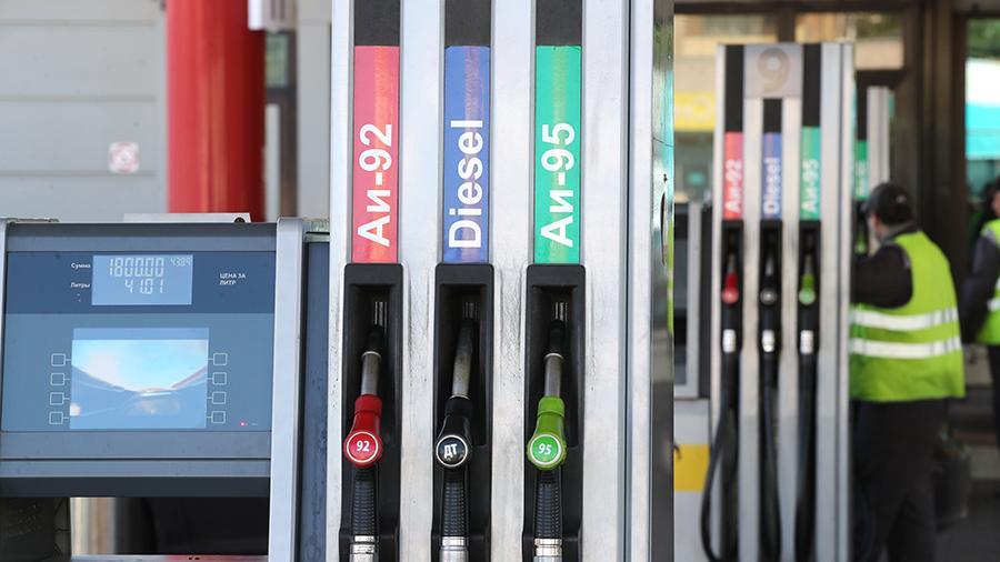 «Газпром нефть» повысила цены на бензин и дизельное топливо в ямальских городах